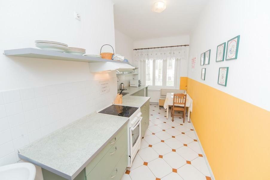 Pension U Kostela Cesky Brod Экстерьер фото