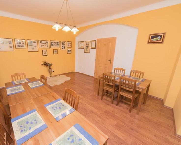 Pension U Kostela Cesky Brod Экстерьер фото